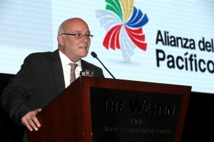 Ministro Ferreyros: Alianza del Pac&iacute;fico negociar&iacute;a como bloque los TLC con pa&iacute;ses asociados