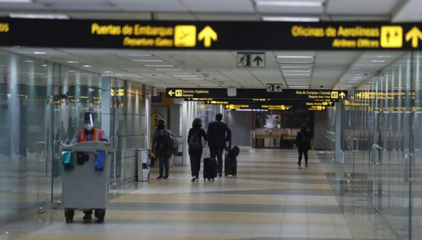 MTC proh&iacute;be vuelos directos o con escala desde el Reino Unido hasta nuevo aviso
