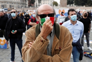 Italia decreta toque de queda a partir del jueves para frenar contagios de coronavirus