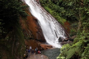 Catarata Velo de la Novia recibe m&aacute;s de 40,000 turistas en lo que va del a&ntilde;o