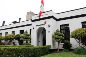 CENFOTUR Y CED firman convenio para impulsar el desarrollo y reactivaci&oacute;n del turismo en el Per&uacute;
