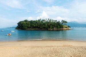 A dos horas de S&atilde;o Paulo, Ilhabela es un para&iacute;so del ecoturismo