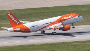 EasyJet lanza un concurso para el &lsquo;D&iacute;a del Soltero&rsquo; a trav&eacute;s de un test de compatibilidad