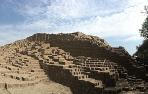 Huaca Pucllana: eco de la cultura Lima