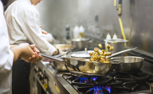 Conoce las estrategias de marketing digital para restaurantes que ser&aacute;n tendencia en el 2021
