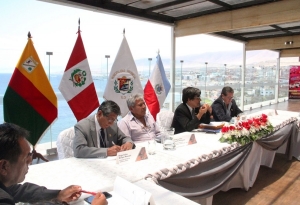 Alcaldes de Moquegua respaldan el proyecto Tren Bioce&aacute;nico central