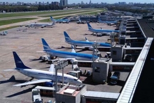 Aerol&iacute;neas se alistan en Argentina para el posible reinicio de vuelos en octubre