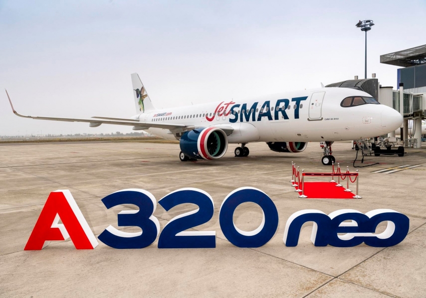 JetSMART recibe en f&aacute;bricas de Airbus en Toulouse su nuevo avi&oacute;n A320neo