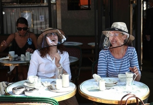 Caf&eacute;s y restaurantes reabren en Par&iacute;s tras m&aacute;s de dos meses de cierre: Solo pueden atender en sus terrazas