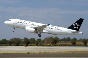 Amadeus y Star Alliance se unen para hacer m&aacute;s accesible el viaje sin contacto