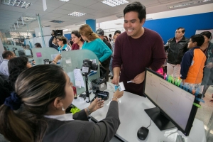 Peruanos tambi&eacute;n pueden tramitar el Pasaporte Electr&oacute;nico los fines de semana