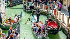 Viajes: 10 destinos donde los turistas ya no son recibidos "con los brazos abiertos"