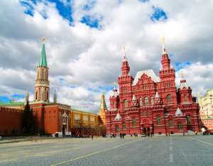 Rusia busca turistas para que vayan a vacunarse