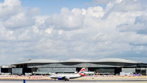 Aeropuerto de Heathrow conf&iacute;a en crear 180.000 empleos si consigue ampliaci&oacute;n