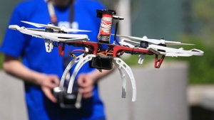 Pilotos comerciales alertan de los peligros de los drones en las cercan&iacute;as de los aeropuertos