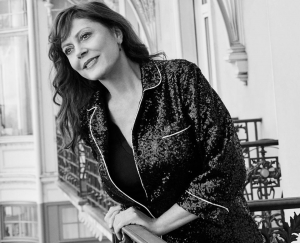 Fairmont Hotels &amp; Resorts le da la bienvenida al &iacute;cono del cine Susan Sarandon como nueva embajadora mundial de la marca de lujo