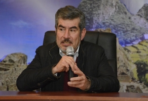 Ministro Valencia: acceso a Monta&ntilde;a de Siete Colores se encuentra habilitado y garantizado para los turistas