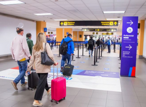 APP de Migraciones permite realizar preregistro antes de llegar al aeropuerto