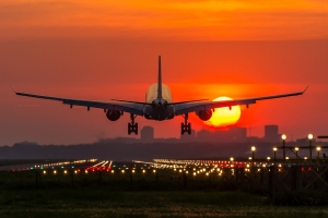 Las aerol&iacute;neas no pueden reducir los costos lo suficiente como para salvar empleos, dice la IATA