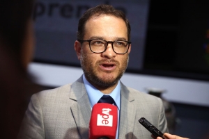 Ministro V&aacute;squez afirma que llegada de turistas al Per&uacute; continu&oacute; en ascenso a febrero del presente a&ntilde;o
