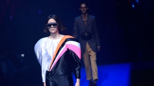 Gigante del lujo Gucci proh&iacute;be las pieles en sus colecciones