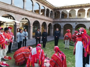 Hoteles Belmond realiza tradicional ofrenda a la madre tierra con sacerdotes andinos de la comunidad de Huilloc