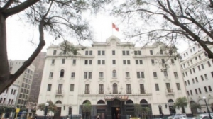 Gran Hotel Bol&iacute;var: Due&ntilde;os recuperan control de local, pero enfrentan millonaria deuda
