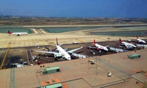 LAP se compromete a entregar segunda pista de aterrizaje del Aeropuerto Jorge Ch&aacute;vez en el 2022