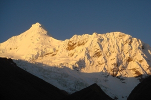 Mineria ilegal destruye el Nevado Tocllaraju en el Parque Nacional Huascar&aacute;n