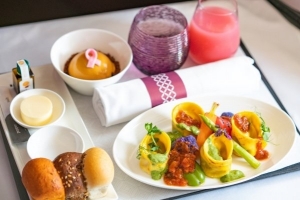 Qatar Airways presenta su nuevo men&uacute; exclusivamente vegano